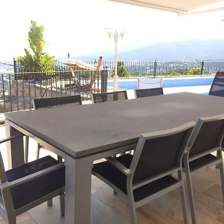 Villa House Seaviews Barcelona 22km *